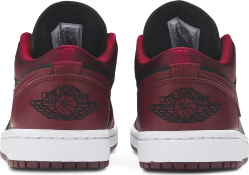 Jordan Low Dark Beetroot Black (W) Detailansicht hinten