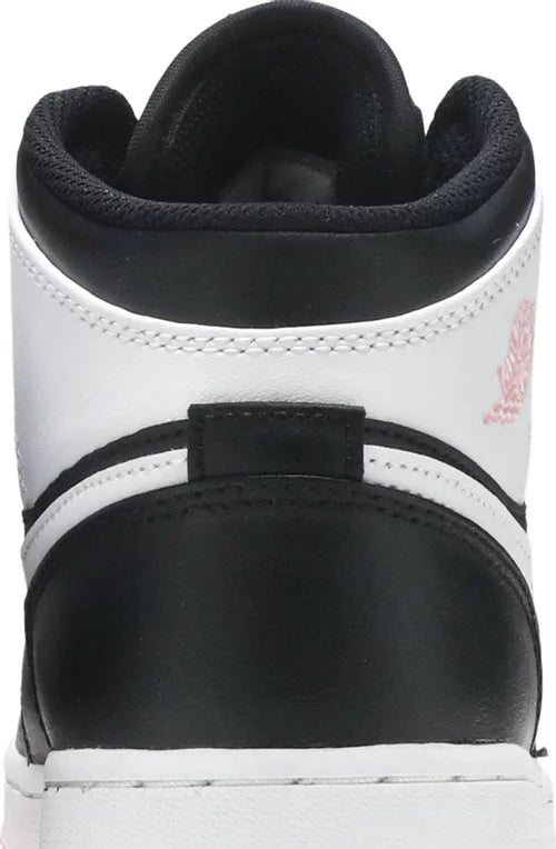 Jordan Mid Arctic Pink Black (GS) beide Schuhe zusammen