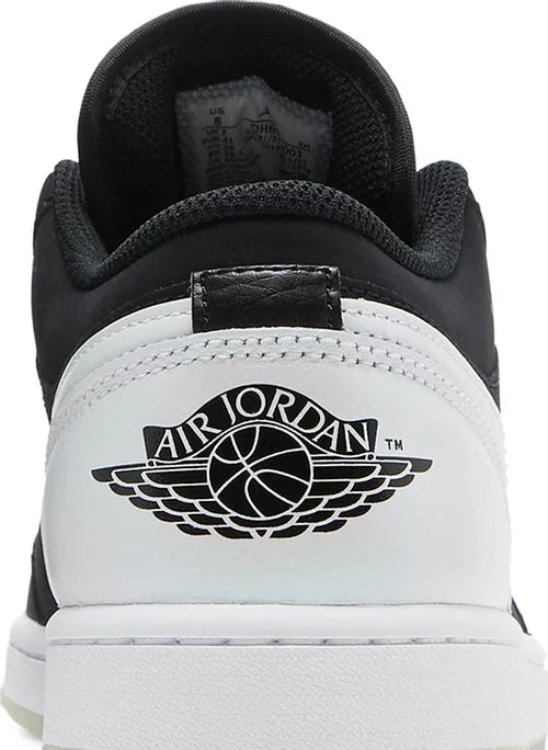 Jordan Low Diamond Shorts beide Schuhe zusammen