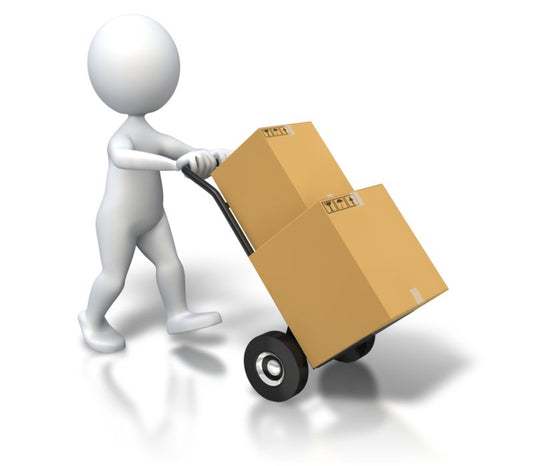 Das Bild zeigt wie wir Verpackte Artikel sicher zu der Post bringen