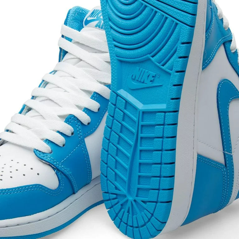 Jordan  Retro UNC (GS) ansicht Aussensohle