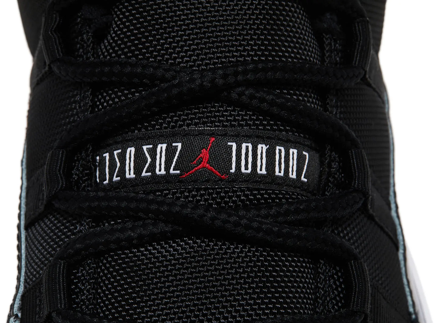 Jordan 11 Retro Low Bred (2025)