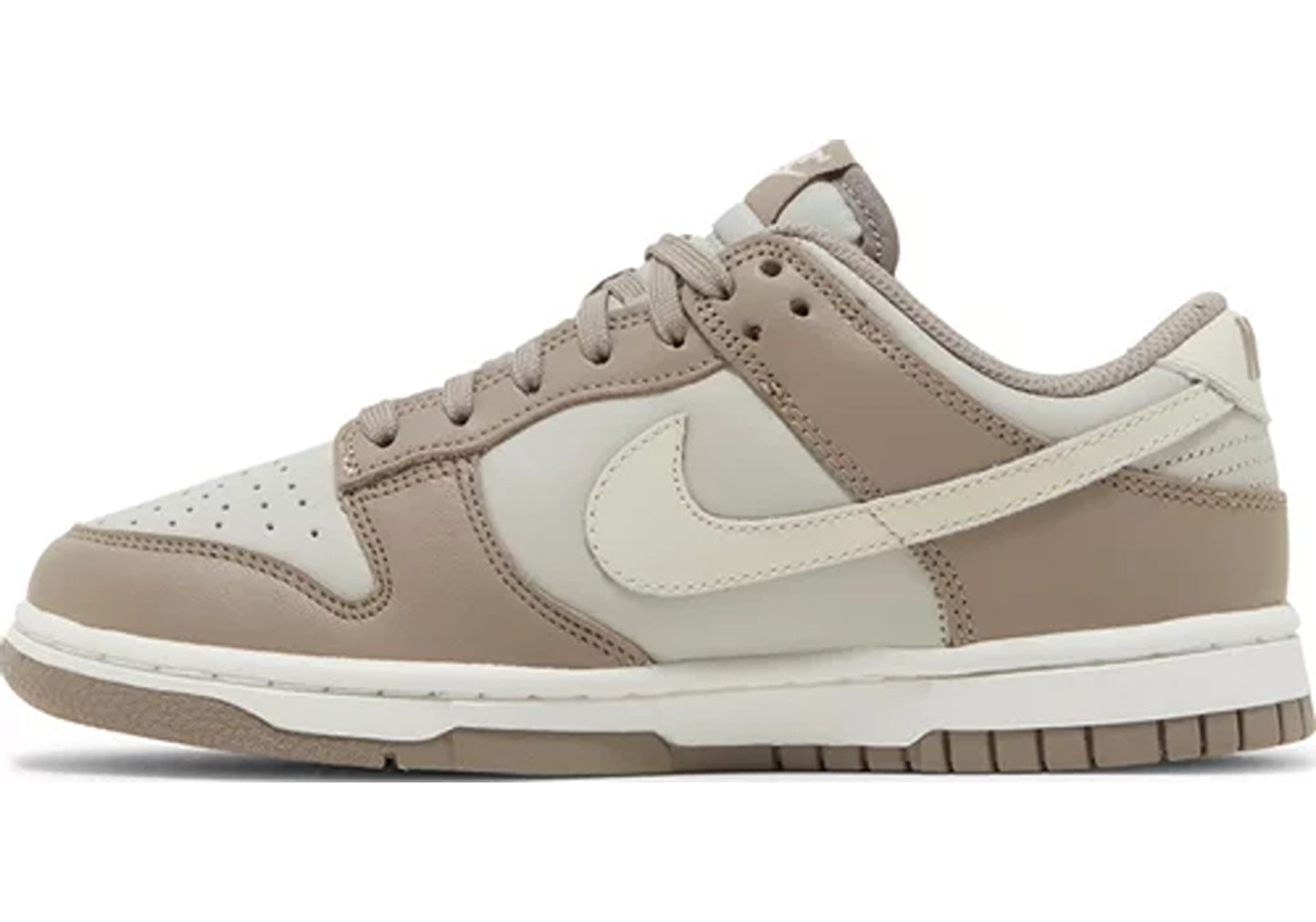 Nike Dunk Low Bone Beige (W)