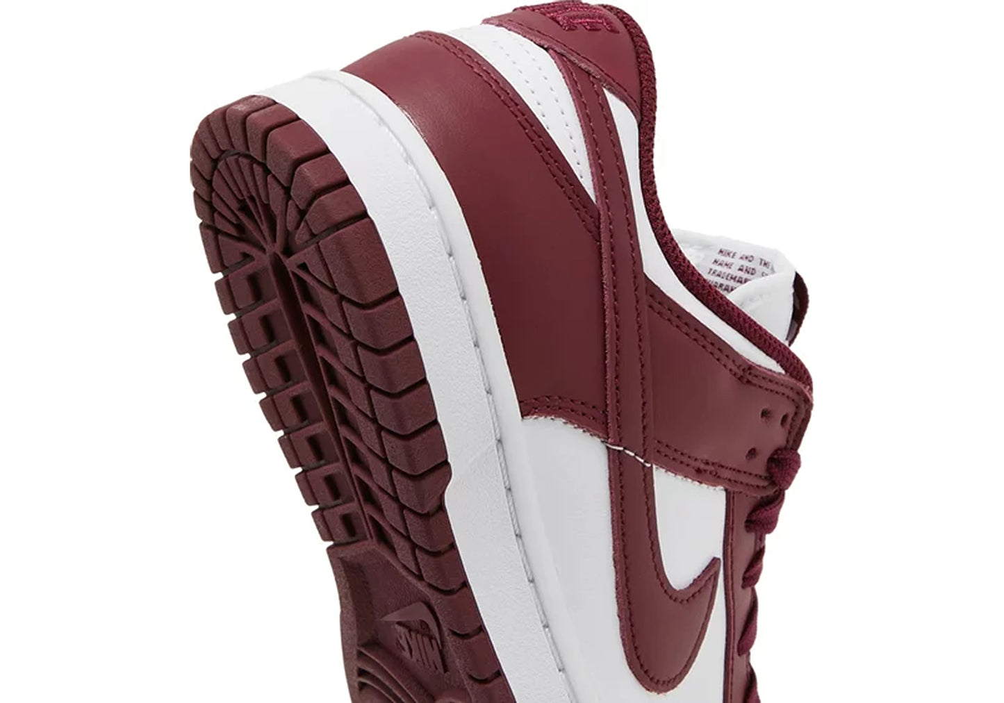 Nike Dunk Low Bordeaux (W)