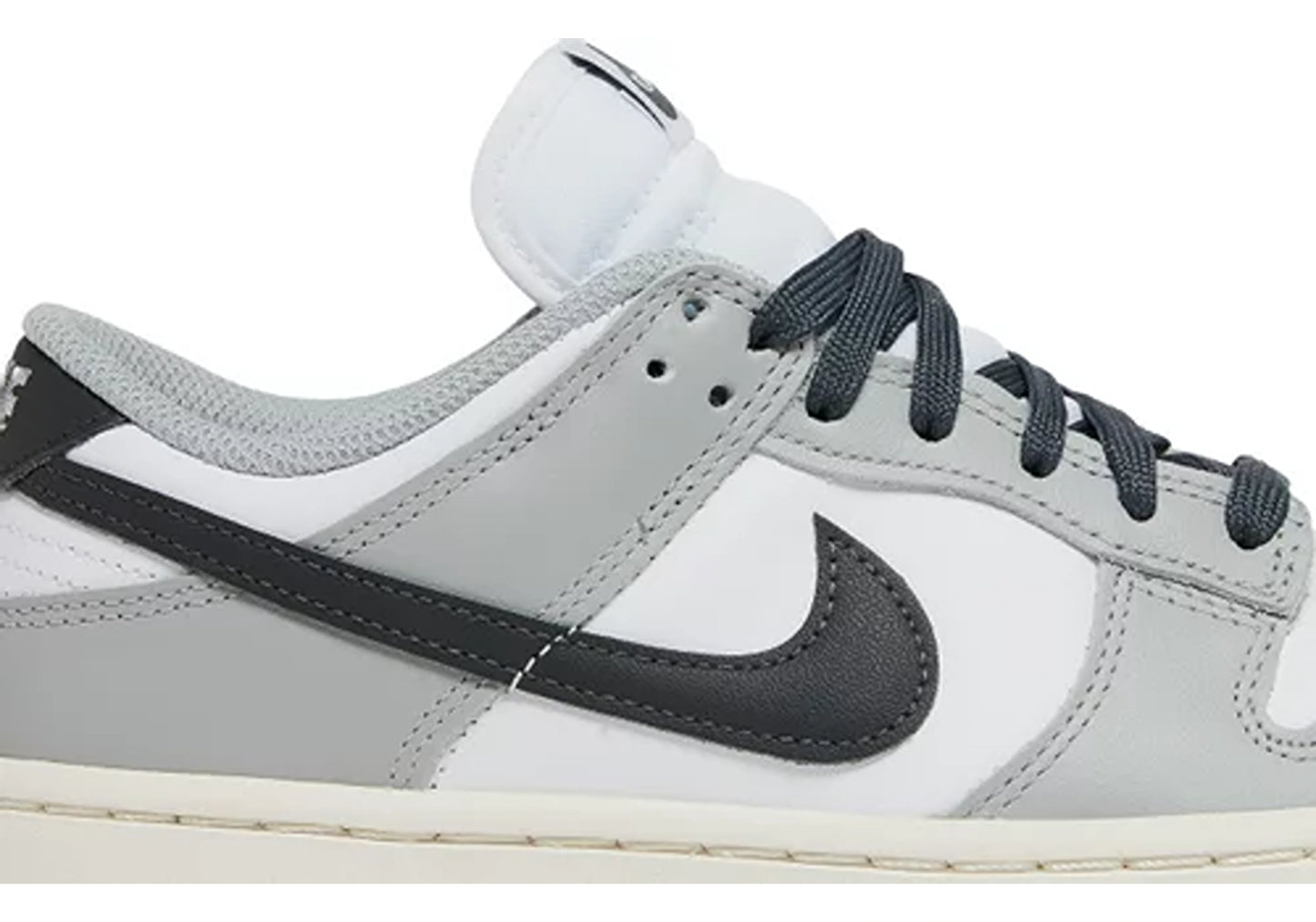 Nike Dunk Low Light Smoke Grey (W)