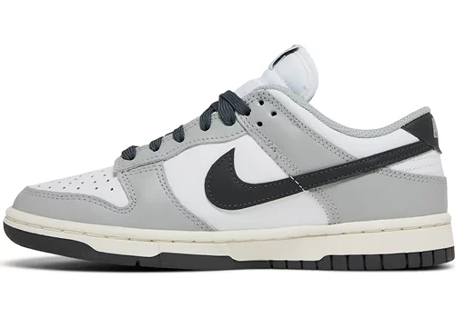 Nike Dunk Low Light Smoke Grey (W)