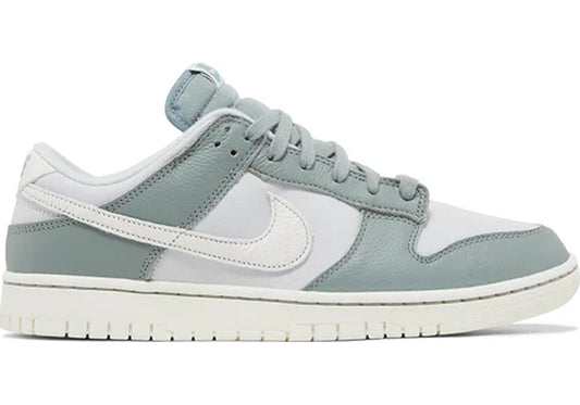 Nike Dunk Low Mica Green