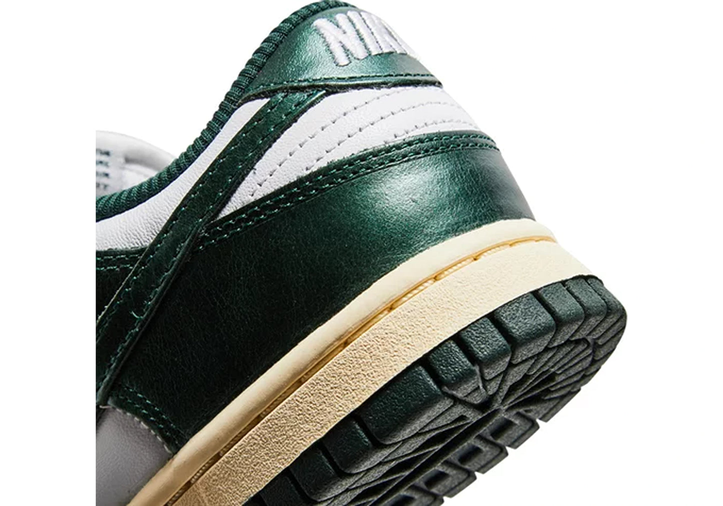 Nike Dunk Low Vintage Green (W)