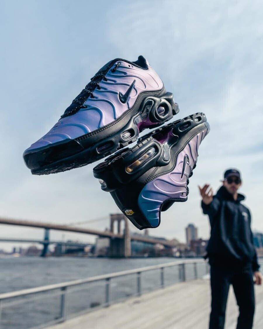 Nike Air Max Plus throwback future ansicht rechter Schuh